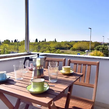 Grosse In Mit Grill Und Garten * Umag