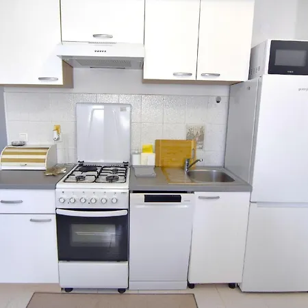 Apartman Grosse In Mit Grill Und Garten Umag